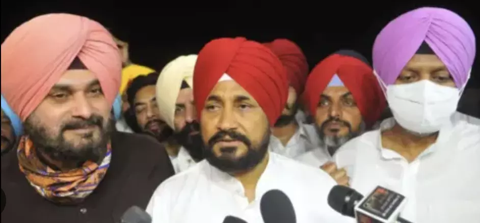 Government, party leadership to work unitedly towards steering Congress to victory in 2022 polls: Punjab CM Government, party leadership to work unitedly towards steering Congress to victory in 2022 polls: Punjab CM